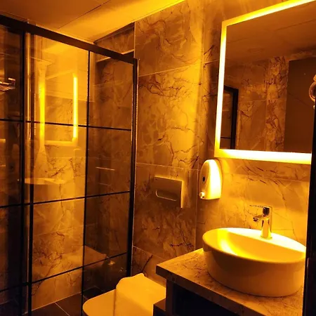 Talles Hotel *