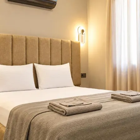 Talles Hotel *