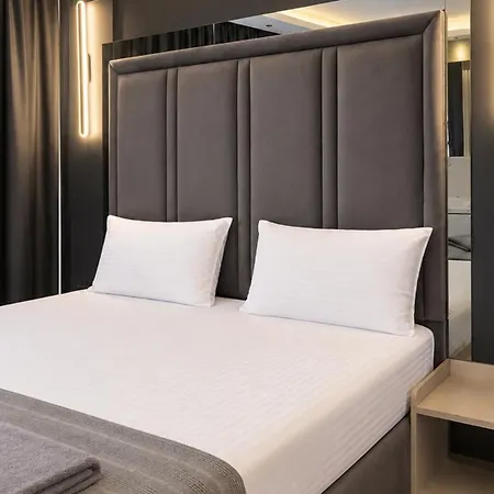 Talles Hotel *