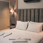 Talles Hotel *